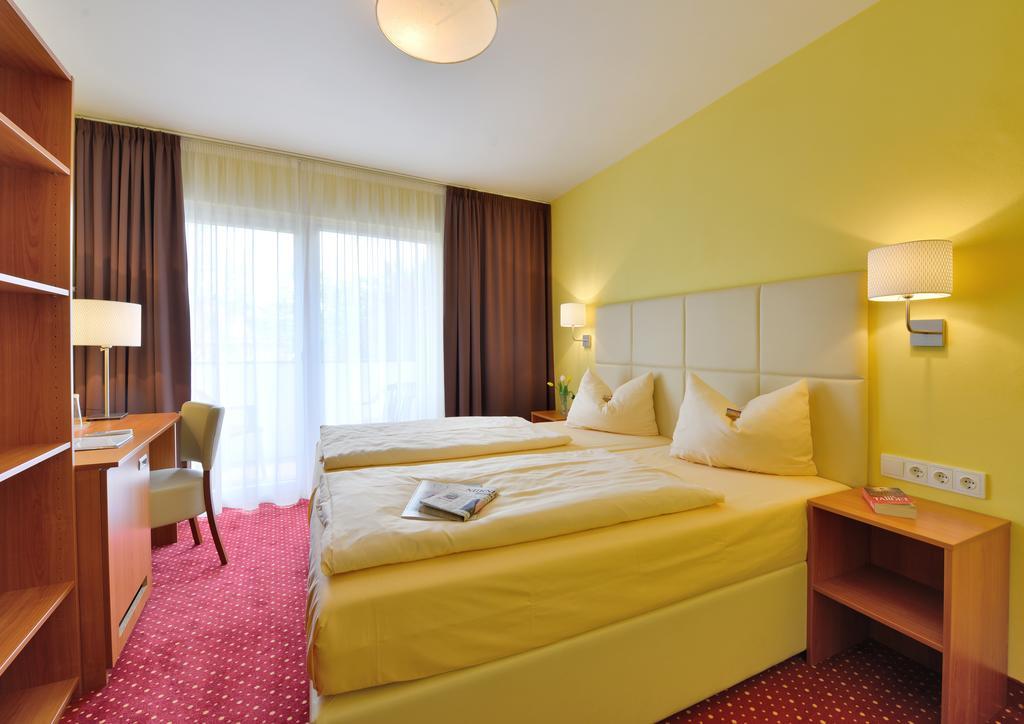 Burghotel Stammhaus Nürnberg Exteriör bild